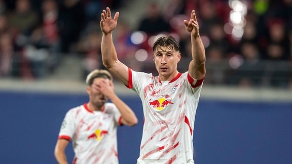 Willi Orban enttäuscht beim UEFA-Champions-League-Spiel RB Leipzig – FC Liverpool