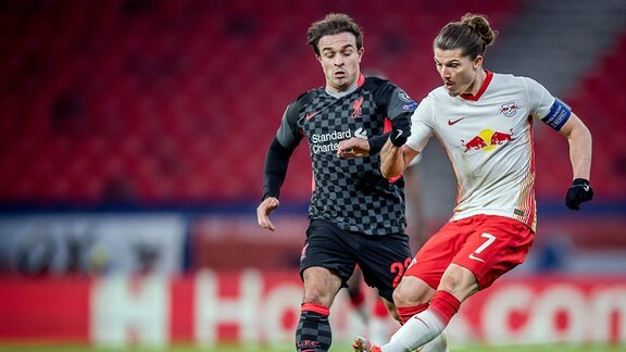Leipzigs Marcel Sabitzer (weiss) gegen Liverpools Xherdan Shaqiri