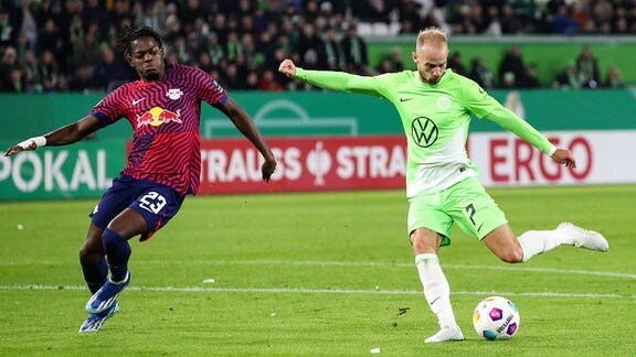 Torschütze Vaclav Cerny (VfL Wolfsburg,7) trifft zum 1 zu 0 .