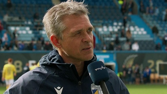 Carl Zeiss Jena Trainer Henning Bürger
