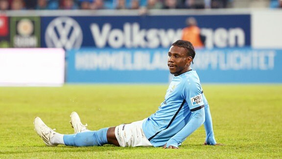 Stephan Mensah 7, Chemnitz