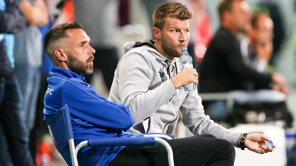  v.l.: Co-Trainer Christian Tiffert, Chemnitzer FC und Trainer Daniel Berlinski (Chemnitzer FC) 