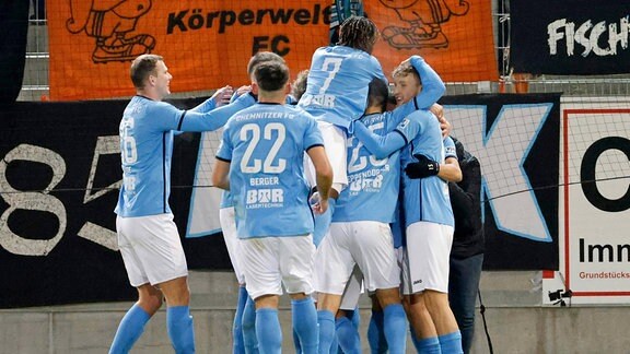 Chemnitz' Spieler jubeln