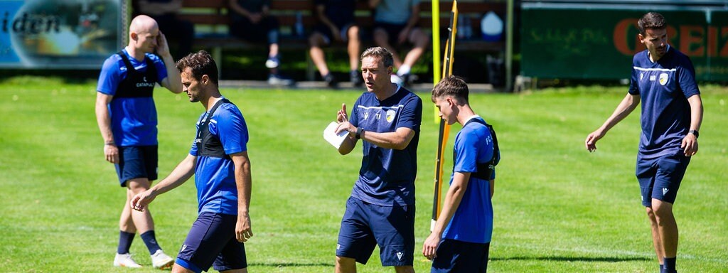 Fussball Fc Carl Zeiss Jena Wieder In Mannschaftsstarke Mdr De