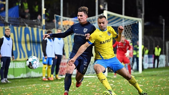 v. l. Marcel Rausch SV Babelsberg 03, Djamal Ziane 1. FC Lokomotive Leipzig