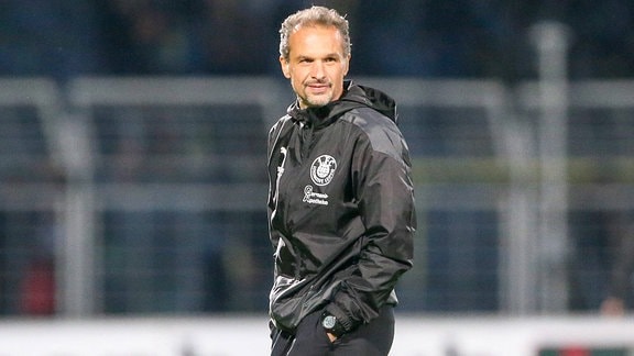 Trainer Almedin Civa (Lok)