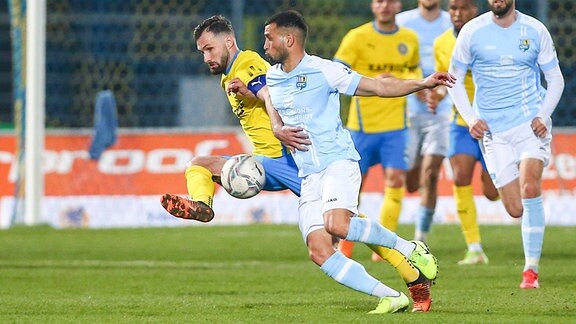 Sascha Pfeffer und Okan Adil Kurt