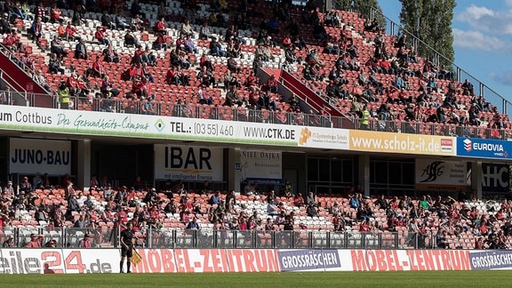 3 Liga Zwickau Darf Auf Volles Stadion Hoffen Mdr De