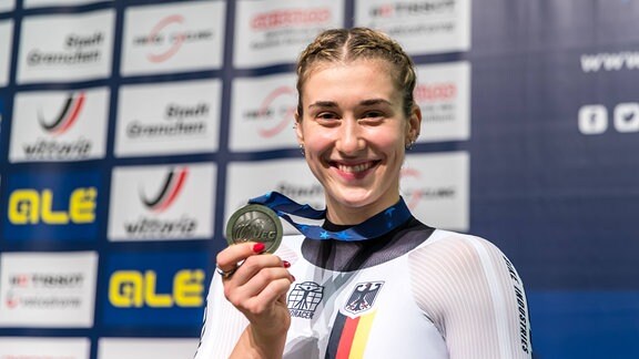 Pauline Sophie Grabosch gewinnt Silber im 500-Meter-Zeitfahren