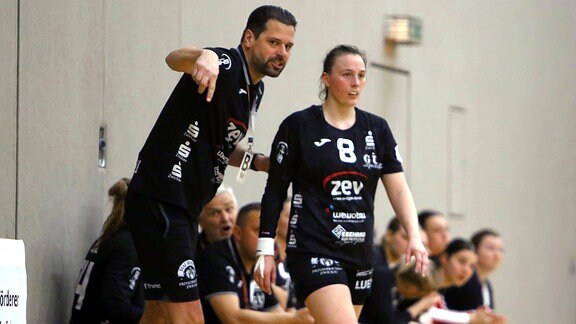 Trainer Norman Rentsch Zwickau mit Diana Dögg Magnusdottir