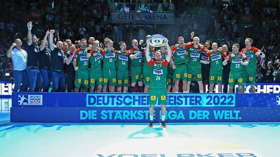 SC Magdeburg feiert die Meisterschaft 
