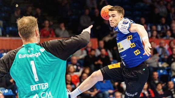Moritz Ende (ThSV Eisenach, 21), Johannes Bitter (Handball Verein Hamburg, 01)