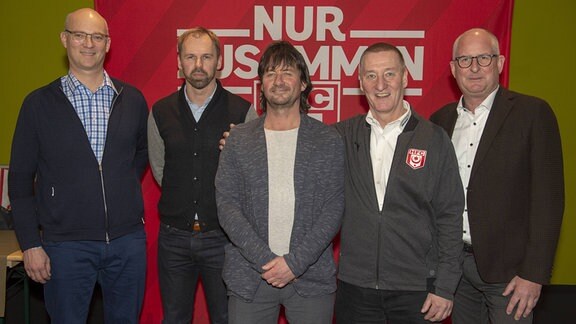 Der neugewählte Vorstand: Dr. Jürgen Fox , Oliver Kühr , Steffen Kluge , Lutz Preußler und Jens Rauschenbach (Neuer Präsident, HFC)