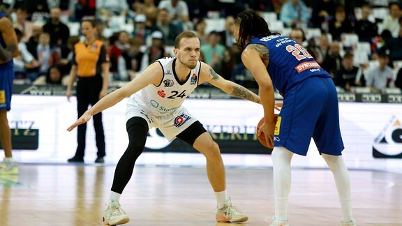 20, Scottie Reynolds, Syntainics MBC, 24, Arnas Velicka, Niners Chemnitz