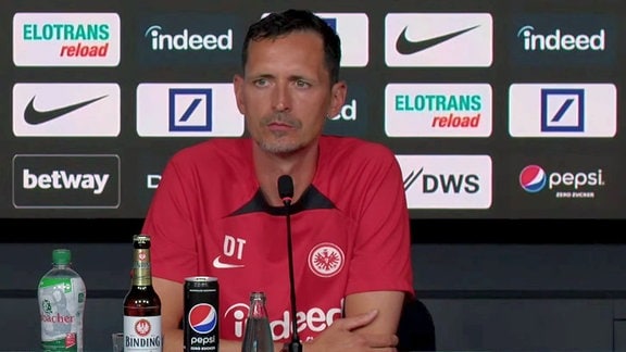 Dino Toppmöller (Trainer Eintracht Frankfurt)