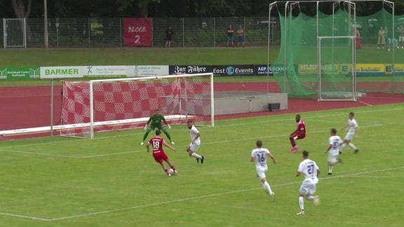 Spielszene Greifswalder FC - FC Eilenburg