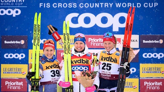 Katharina Hennig, Kerttu und Anne Kjersti Kalva auf dem Podium