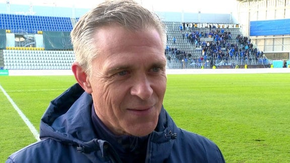 Henning Bürger, Trainer CZ Jena, im Interview nach dem Spiel.