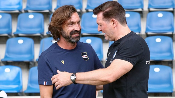 v.l. Andrea Pirlo Genua, Trainer, Christian Titz Magdeburg, Trainer 