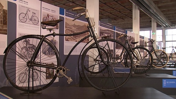 Ausstellung klassischer Fahrräder aus Eisenach
