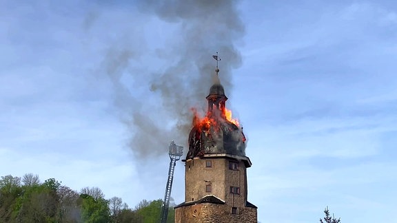 der brennende Neutorturm in Arnstadt 