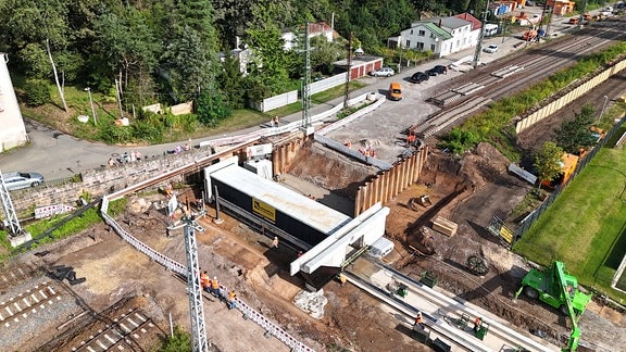 Luftaufnahme der Tunnelbaustelle