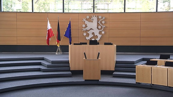 Rednerpult im Thüringer Landtag