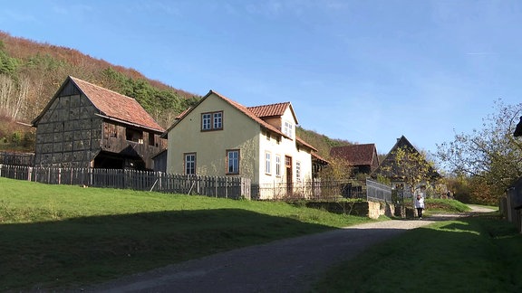 Ein Blick auf das Museumsdorf Hohenfelden