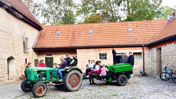 Mühle mit Traktor in Giersleben