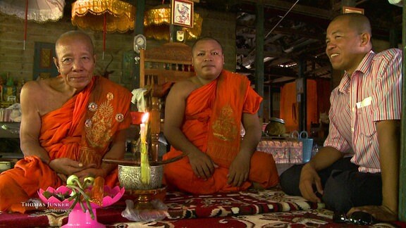 Mönche in einem Tempel
