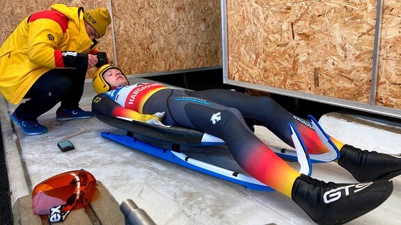 Max Langenhan (BRC Friedrichroda) ist einer der ersten, der die fertig umgebaute Bahn testen darf. 