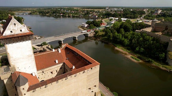 Der Grenzfluss in Narva