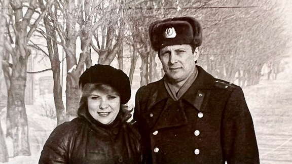 Viktor Braschnik, hier mit seiner Frau Ljudmila, war 2. Kommandeur des sowjetischen Flughafens Cochstedt