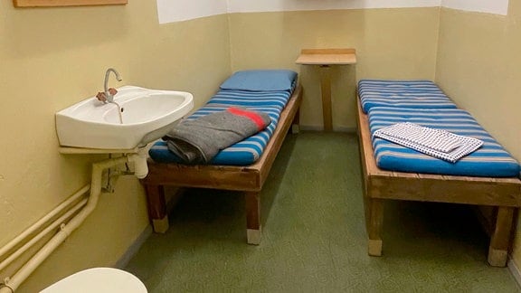  typische Haftzelle der Stasi-Untersuchungshaft