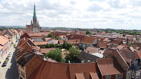 Die Marienkirche inmitten der Altstadt ist die zweitgrößte Thüringer Kirche nach dem Erfurter Dom.