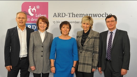 (v.l.) Reinhold Beckmann, Dagmar Reim, Margot Käßmann, Prof. Karola Wille, Volker Herres
