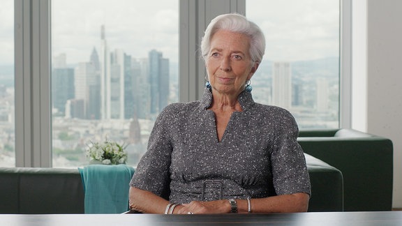 Christine Lagarde im Interview zu ANGELA MERKEL - IM LAUF DER ZEIT