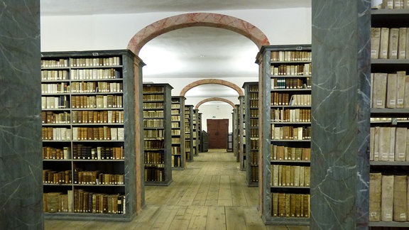 Blick in die Bibliothek der Franckeschen Stiftungen.