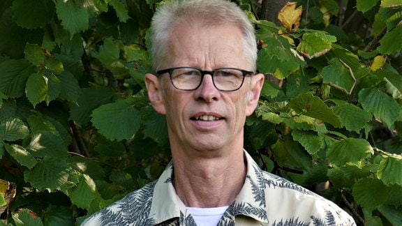 Biologe Günter Matzke-Hajek im  Portrait.