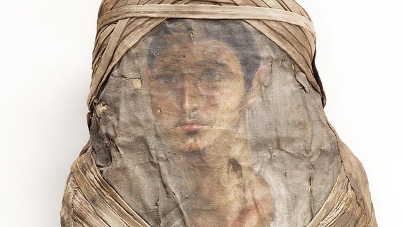 Mumie mit Mumienporträt, Ägyptisches Museum Leipzig Sonderausstellung 2017