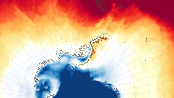 Temperaturkarte der Antarktis, die die starke Erwärmung der Ozeane rund um die Antarktis herum zeigt. Auch entlang der westantarktischen Halbinsel ist es deutlich wärmer, als üblich.