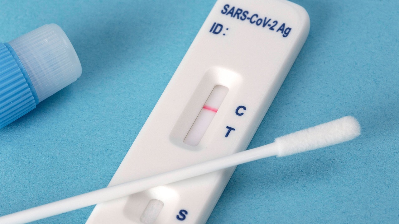 im test welche corona schnelltests sind wirklich zuverlassig das erste