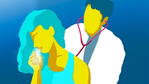 Illustration: Eine Frau hustet, während sie von einem Arzt mit Stethoskop abgehört wird