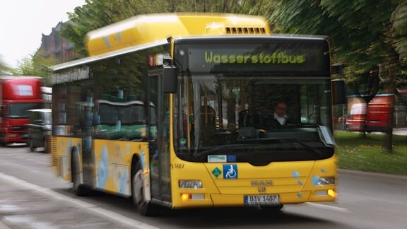 ein Wasserstoff betriebener Bus der BVG