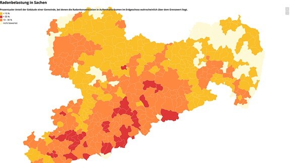 Karte von Sachsen, die die Gefahr durch das radioaktive Gas Radon für die einzelnen Gemeinden darstellt.