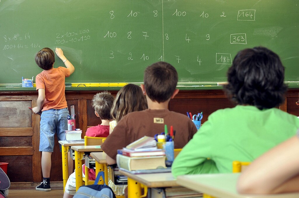 Kinder Schule Klassenzimmer Mdr De