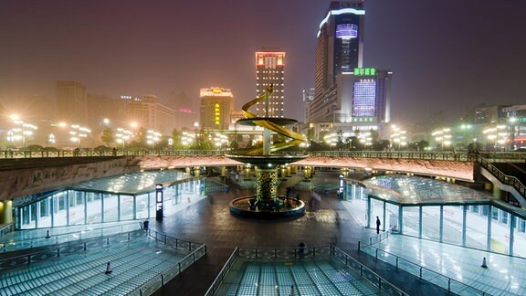 Chengdu bei Nacht