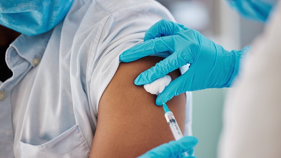 Un homme de Magdebourg avec 217 vaccins Covid examiné : le système immunitaire fonctionne normalement