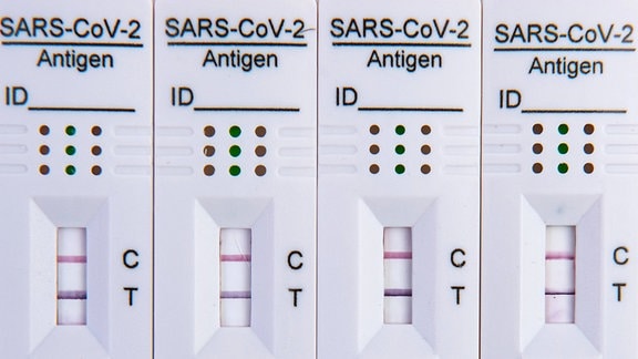 Studie: Corona-Schnelltests Erkennen Omikron Schlechter Bei ...