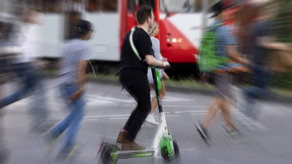 eScooter Lime Fahrer